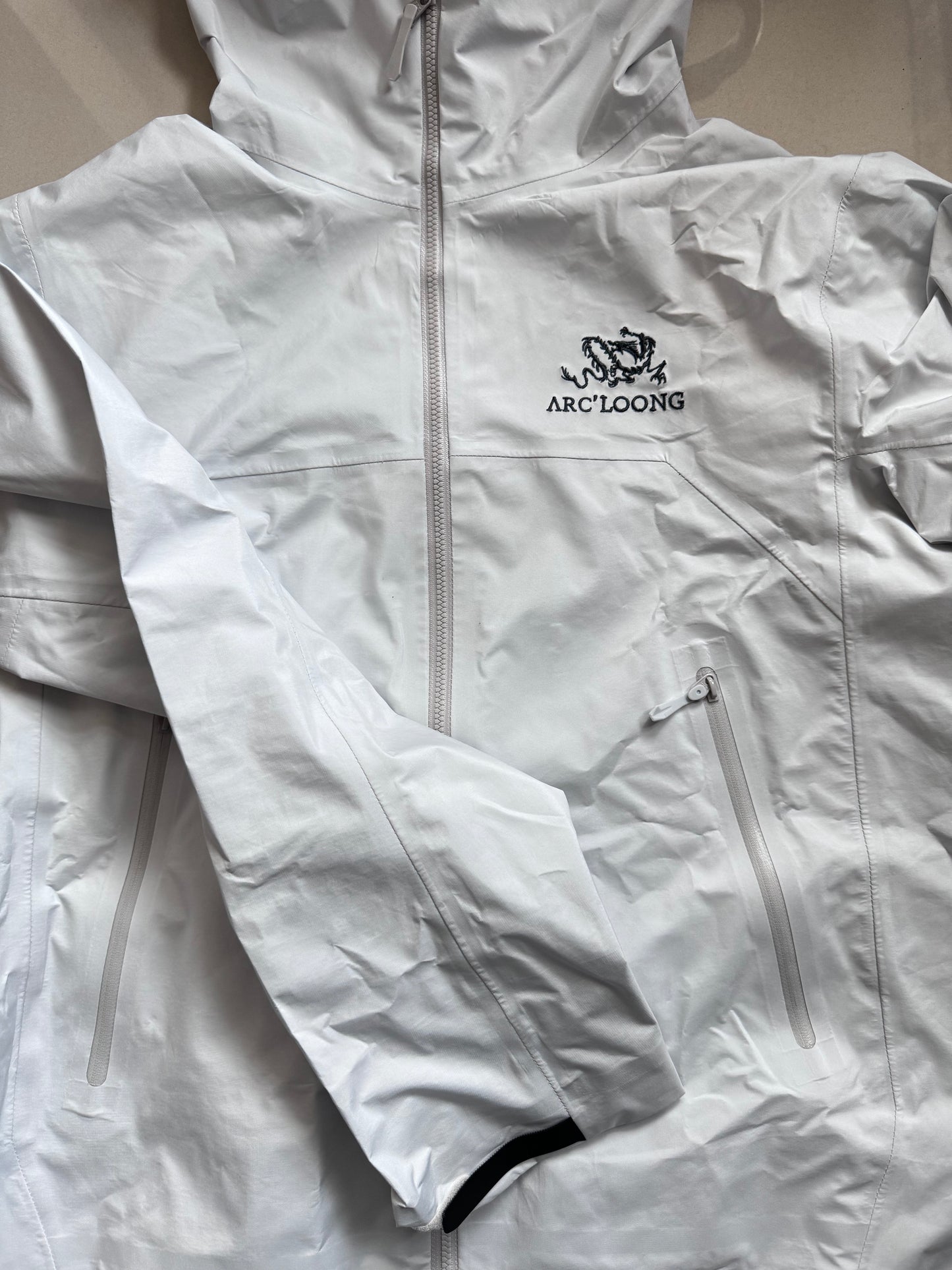Arc'Loong Anorak Windbreaker Hardshell 3L Jacket unisex | Nylon & Spandex, Outdoor Superior Waterproof, Windproof & Breathable